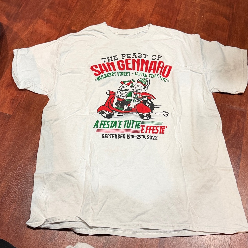 size XL the feast of San Gennard  graphic t shirt